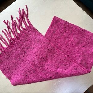 Chunky magenta scarf